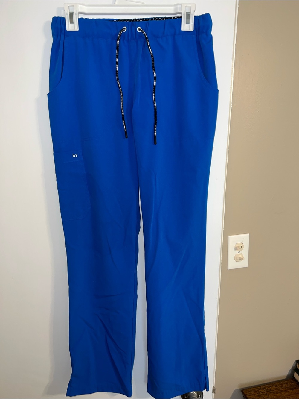 koi next gen scrub pants in Royal Blue